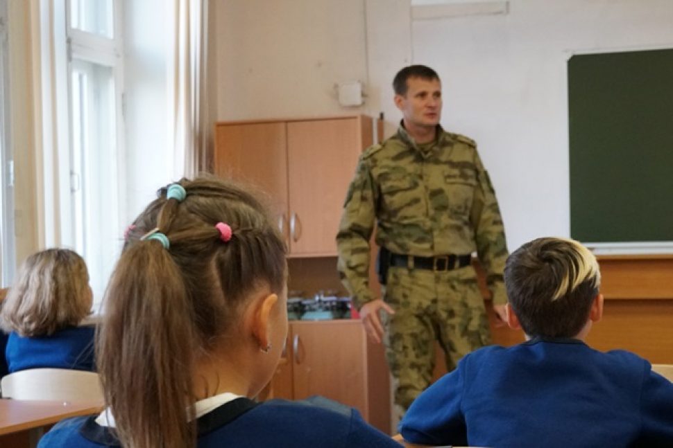 Росгвардия продолжает участие в областной декаде солидарности в борьбе с терроризмом
