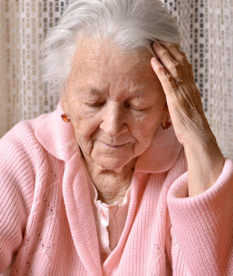 Мошенники обманули 86-летнюю архангелогородку на 60 тыс. рублей