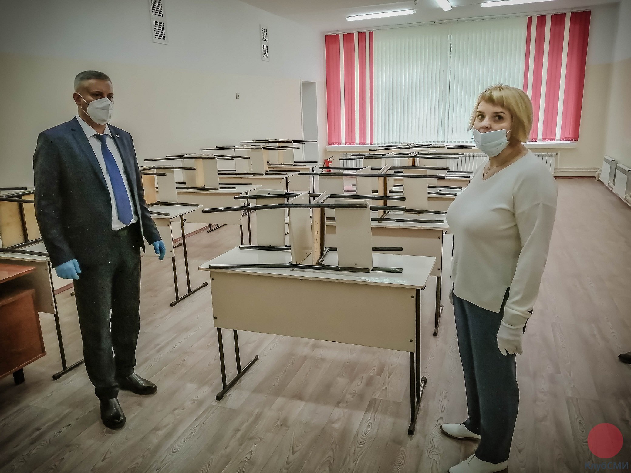 Глава Северодвинска проверил ход ремонтов в образовательных организациях