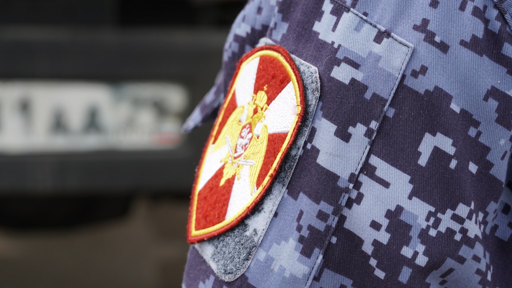 Злоумышленника подвёл шрам на лице и кривой нос