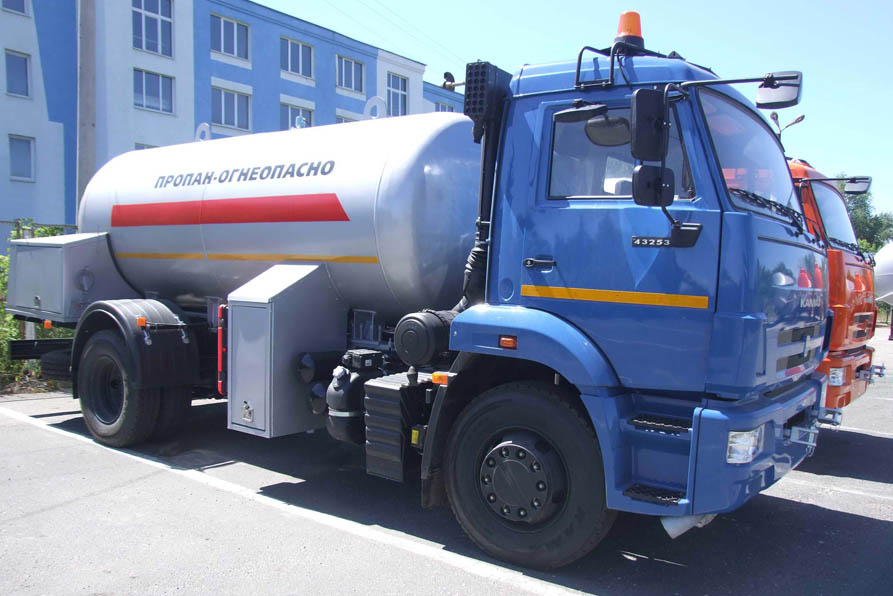 Под Архангельском приостановили деятельность передвижной газовой автозаправки
