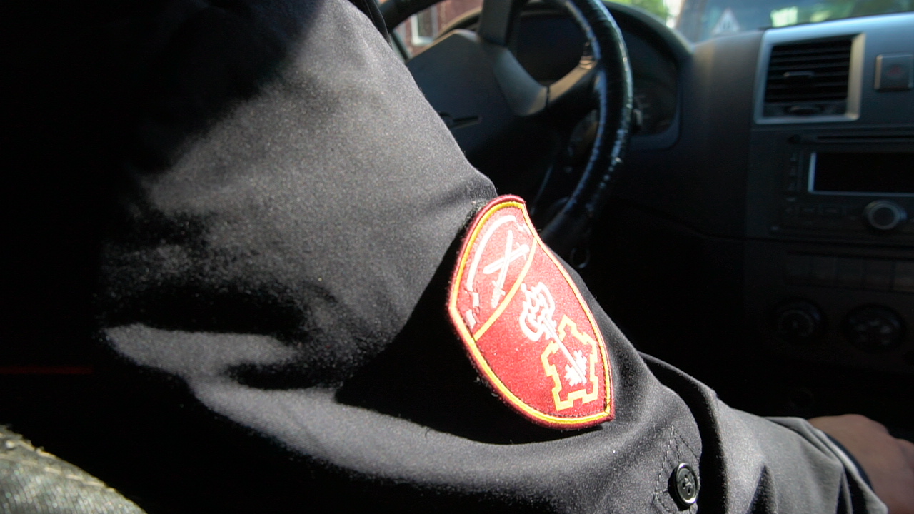 В Архангельске росгвардейцы задержали подозреваемых в краже мобильных телефонов