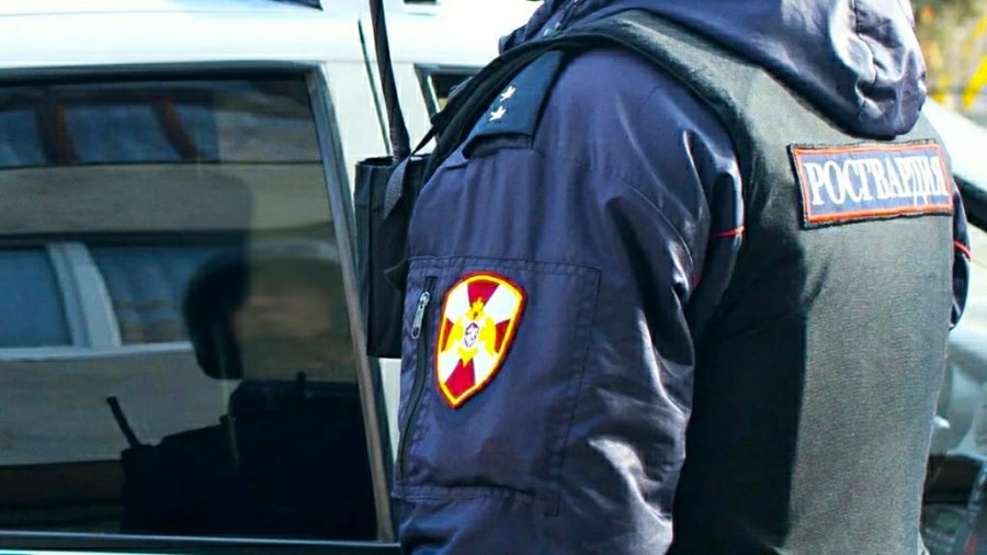 Архангельский наряд Росгвардии задержал подозреваемых в краже дорогого спиртного
