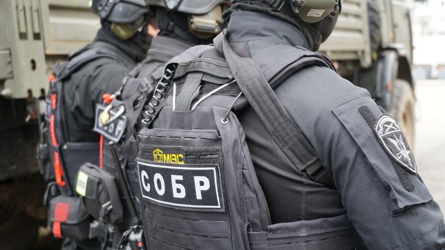 При участии архангельского СОБР Росгвардии задержан подозреваемый в наркопреступлении