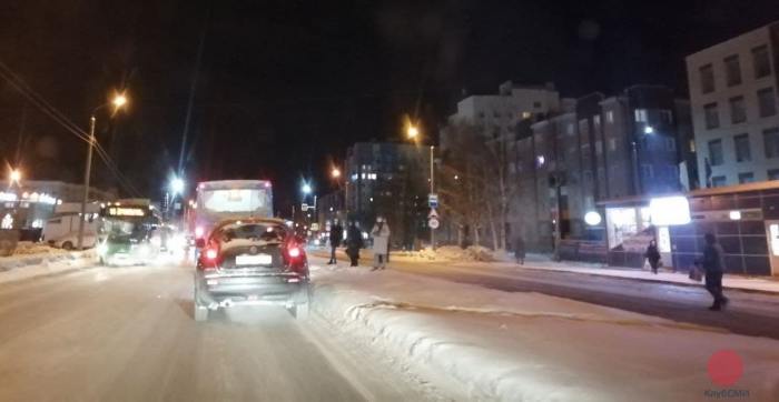 В Северодвинске частично перекрыто движение по Морскому проспекту