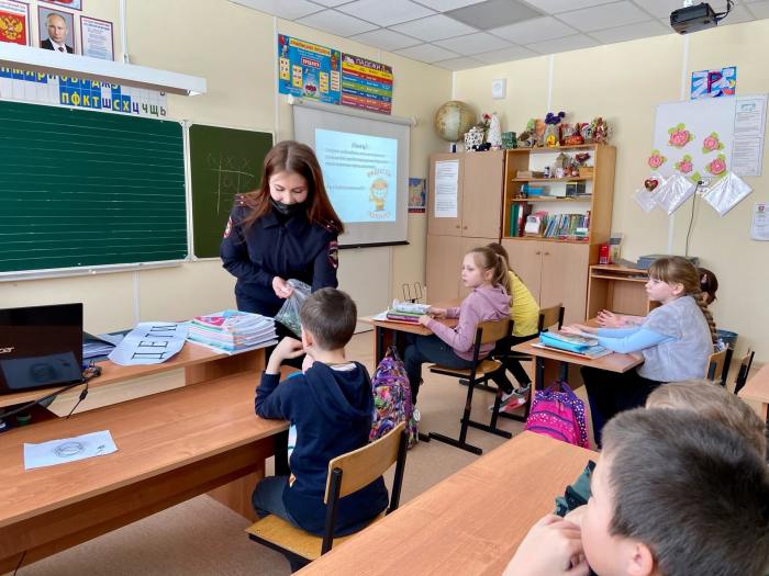 Фото Отделения ГИБДД ОМВД России по Ленскому району