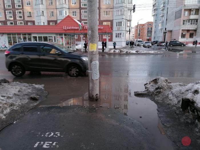 С потеплением пешеходы-северодвинцы начали испытывать трудности