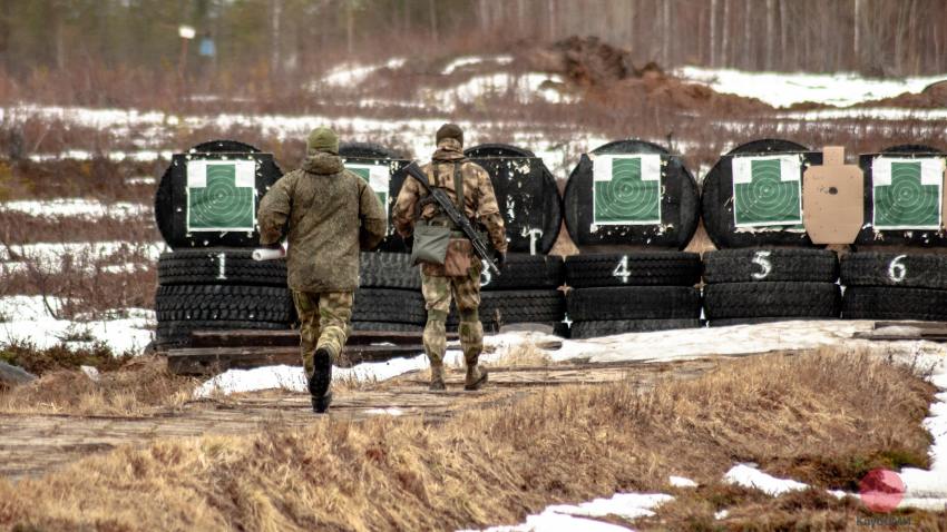 Проверка мишеней после каждых стрельб проводится вместе со стрелявшими