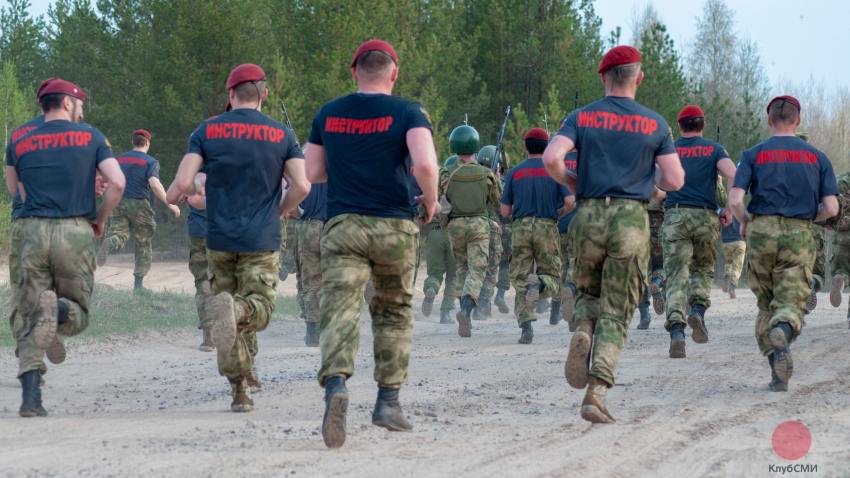 В минувшую пятницу под Архангельском прошел экзамен для бойцов спецподразделений