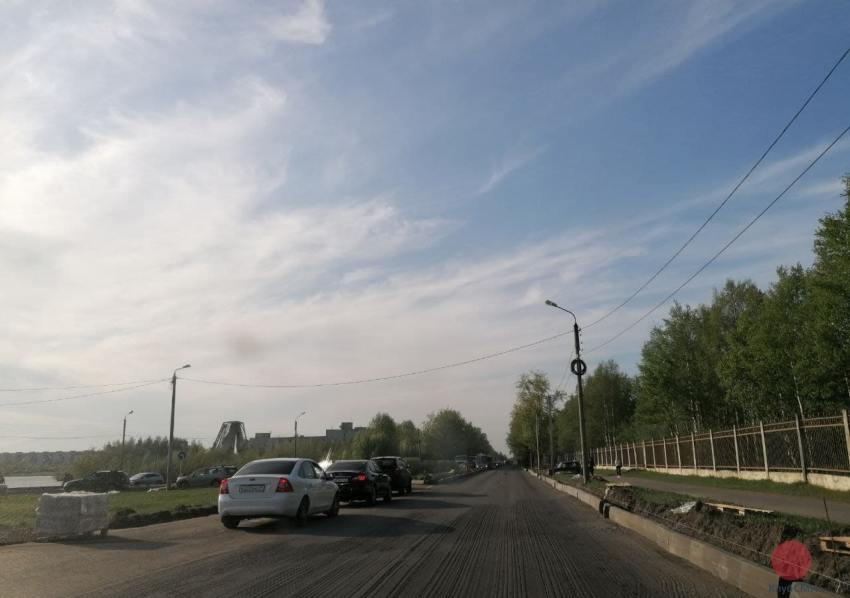 В Северодвинске из-за ремонта пр. Труда образовалась автомобильная пробка