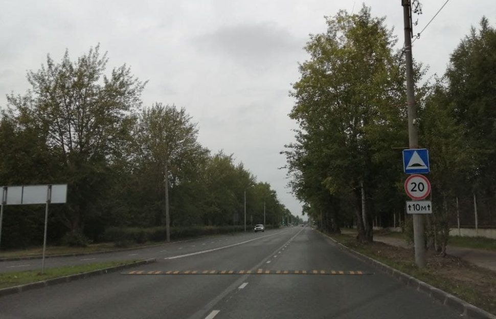 На оживлённом проспекте в Северодвинске установили «лежачий полицейский»