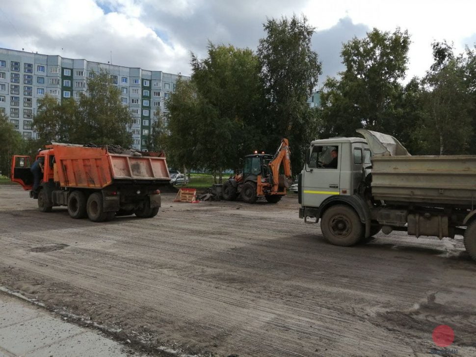 Ремонт двора Ломоносова 120 в Северодвинске затягивается