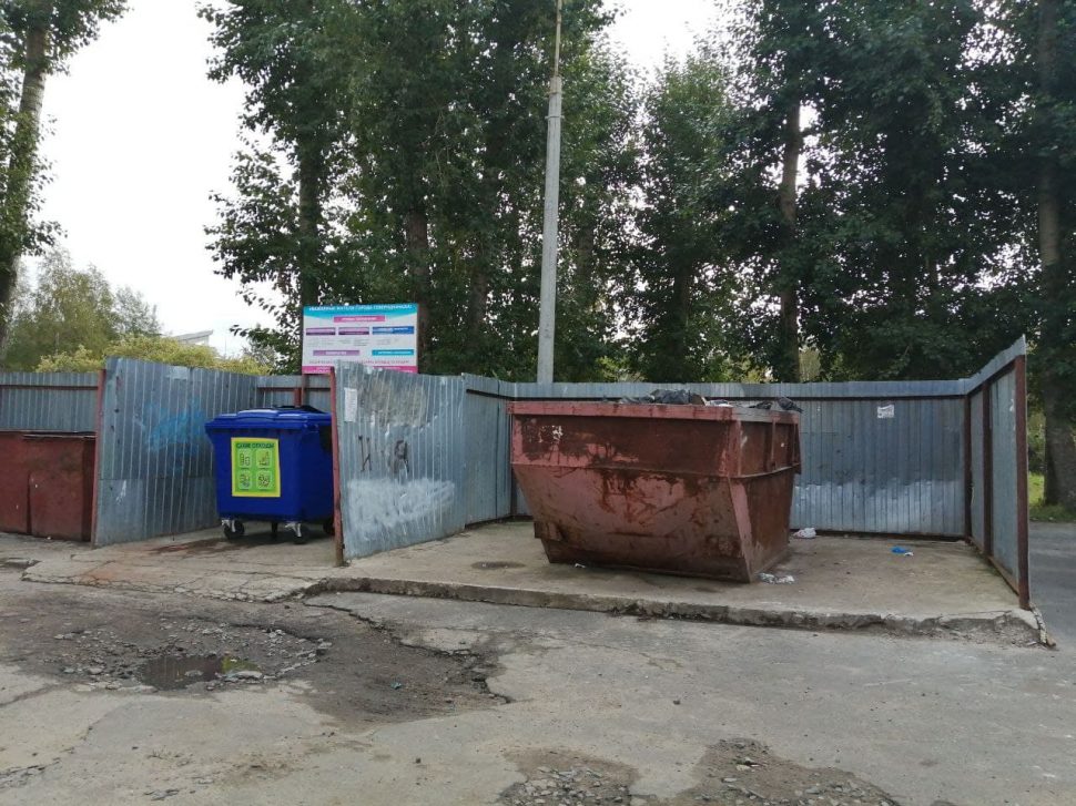 За вечер в Северодвинске потушили шесть возгораний мусора