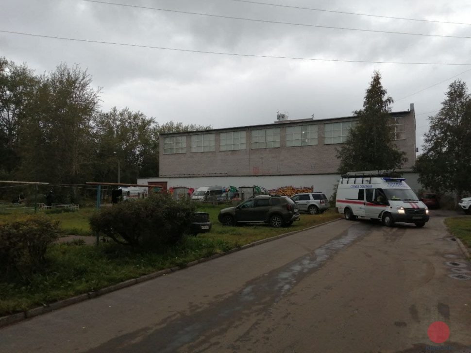 Бесхозный чемодан встревожил спецслужбы Северодвинска