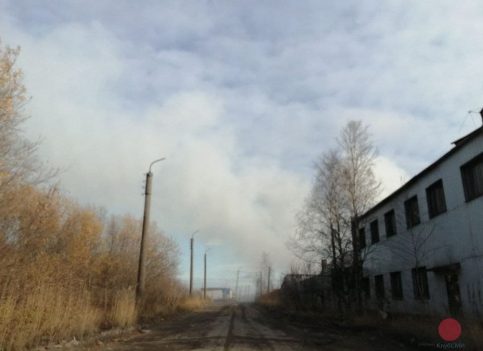 В Северодвинске горит городская свалка