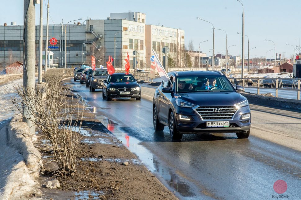 В Северодвинске прошёл автопробег, посвящённый Дню моряка-подводника