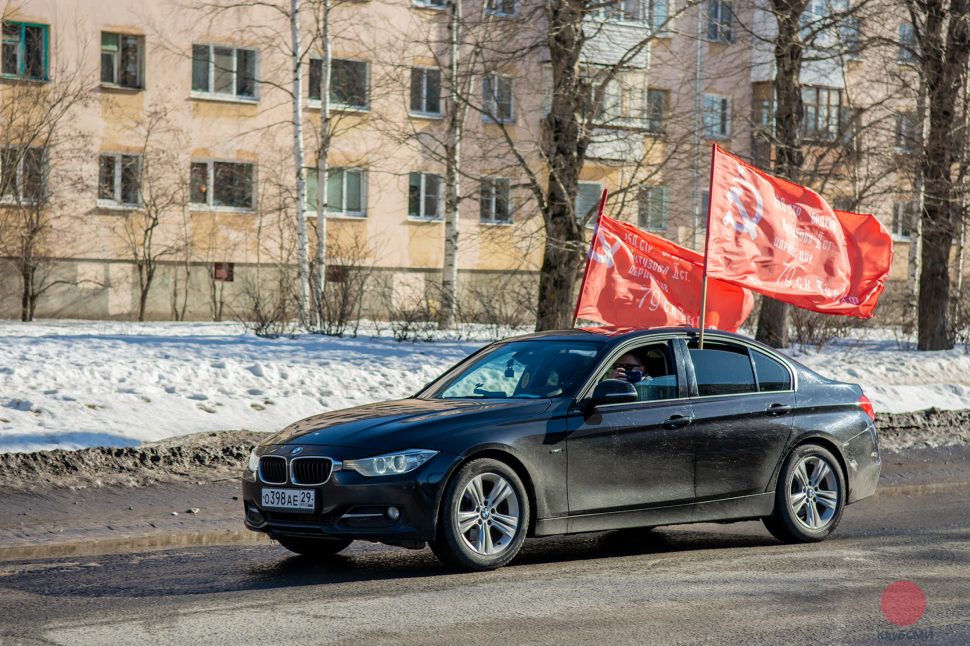 В Северодвинске прошёл автопробег, посвящённый Дню моряка-подводника