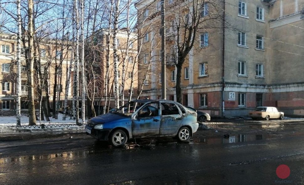 В Северодвинске сгорел автомобиль
