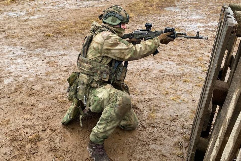 Курсанты военного института прошли стажировку в архангельском отряде Росгвардии