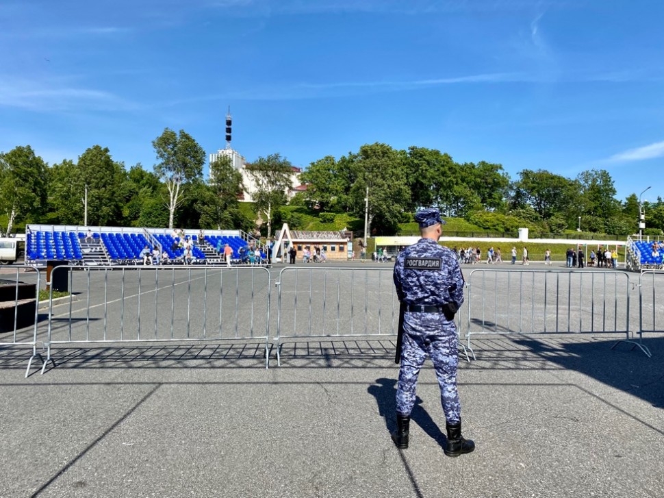 Архангельские росгвардейцы приняли участие в охране общественного порядка на мероприятиях ко Дню России