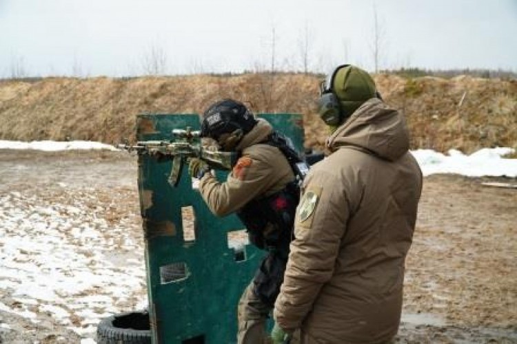 В Архангельске прошли испытания на право ношения знака отличия спецподразделений Росгвардии