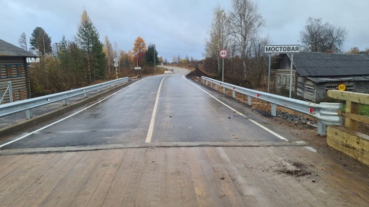 Капремонт моста через реку Икса завершается в Няндомском округе