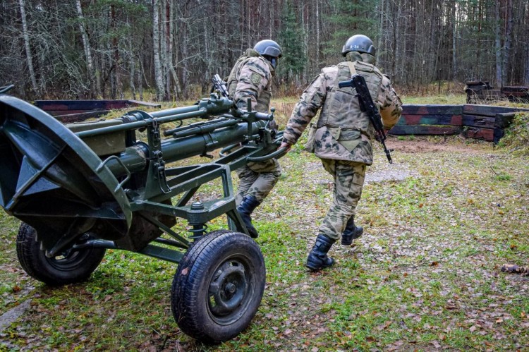 Профессиональный праздник отмечают артиллеристы Росгвардии