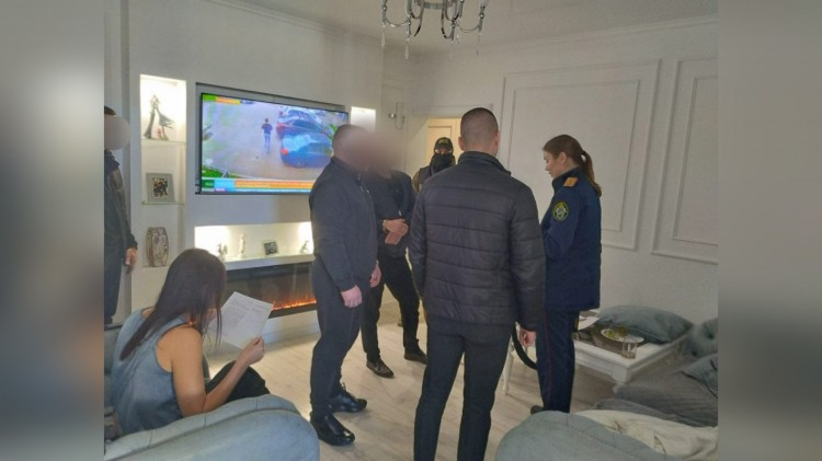 Руководители двух медицинских учреждений подозреваются в мошенничестве