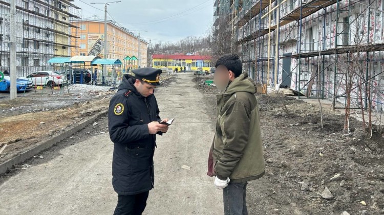 Военные следователи в Печенге провели рейд по выявлению натурализованных граждан, не вставших на воинский учет
