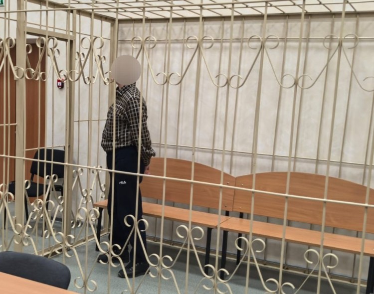 Вражда между соседями привела к стрельбе и поджогу