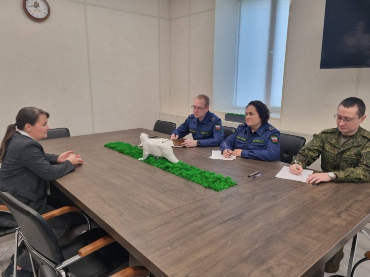 Органами прокуратуры осуществлен выезд в поселок Белушья Губа архипелага Новая Земля