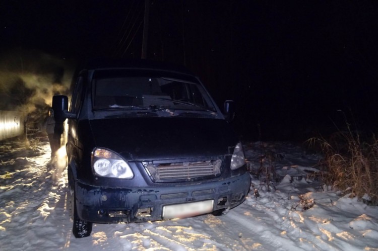 Архангельские полицейские вернули потерпевшему похищенный автомобиль