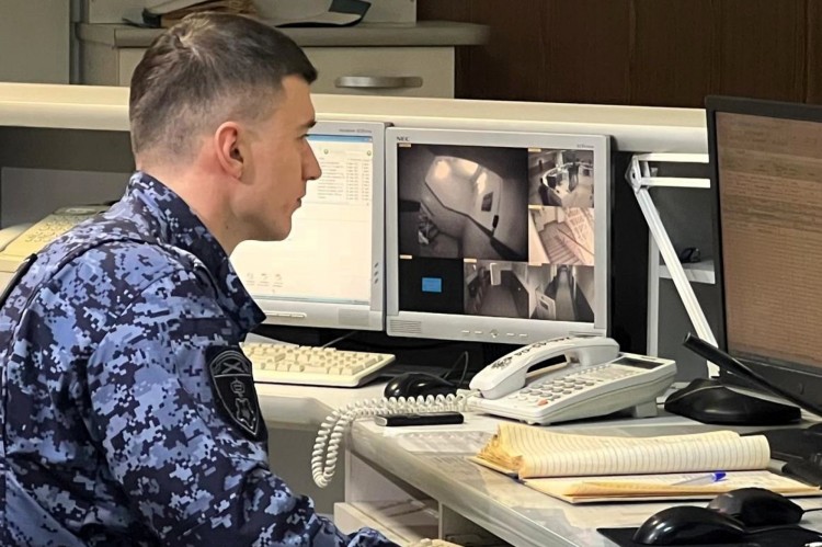 Росгвардейцы задержали подозреваемого в краже товара из магазина 