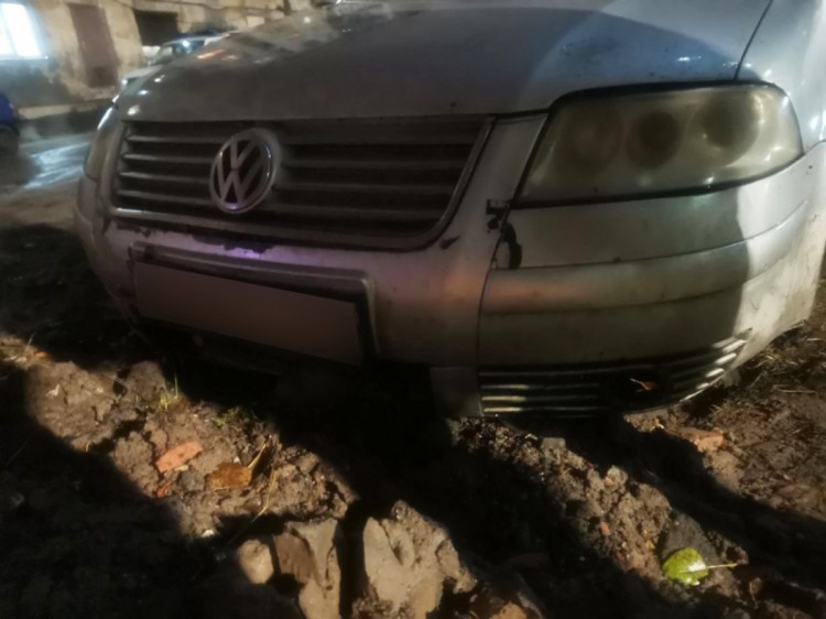 В Архангельске полицейские вернули потерпевшему похищенный автомобиль